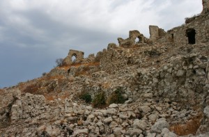 Castello e borgo su Monte Suso